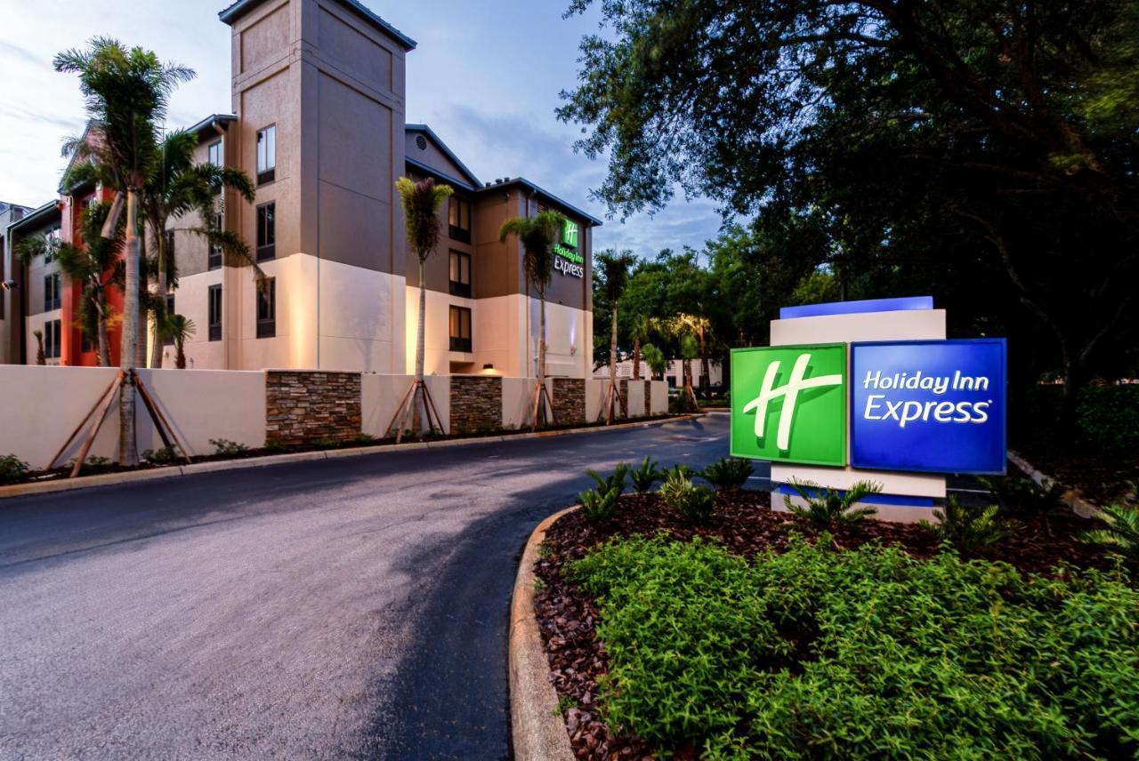 Holiday Inn Express Tampa-Brandon By Ihg מראה חיצוני תמונה