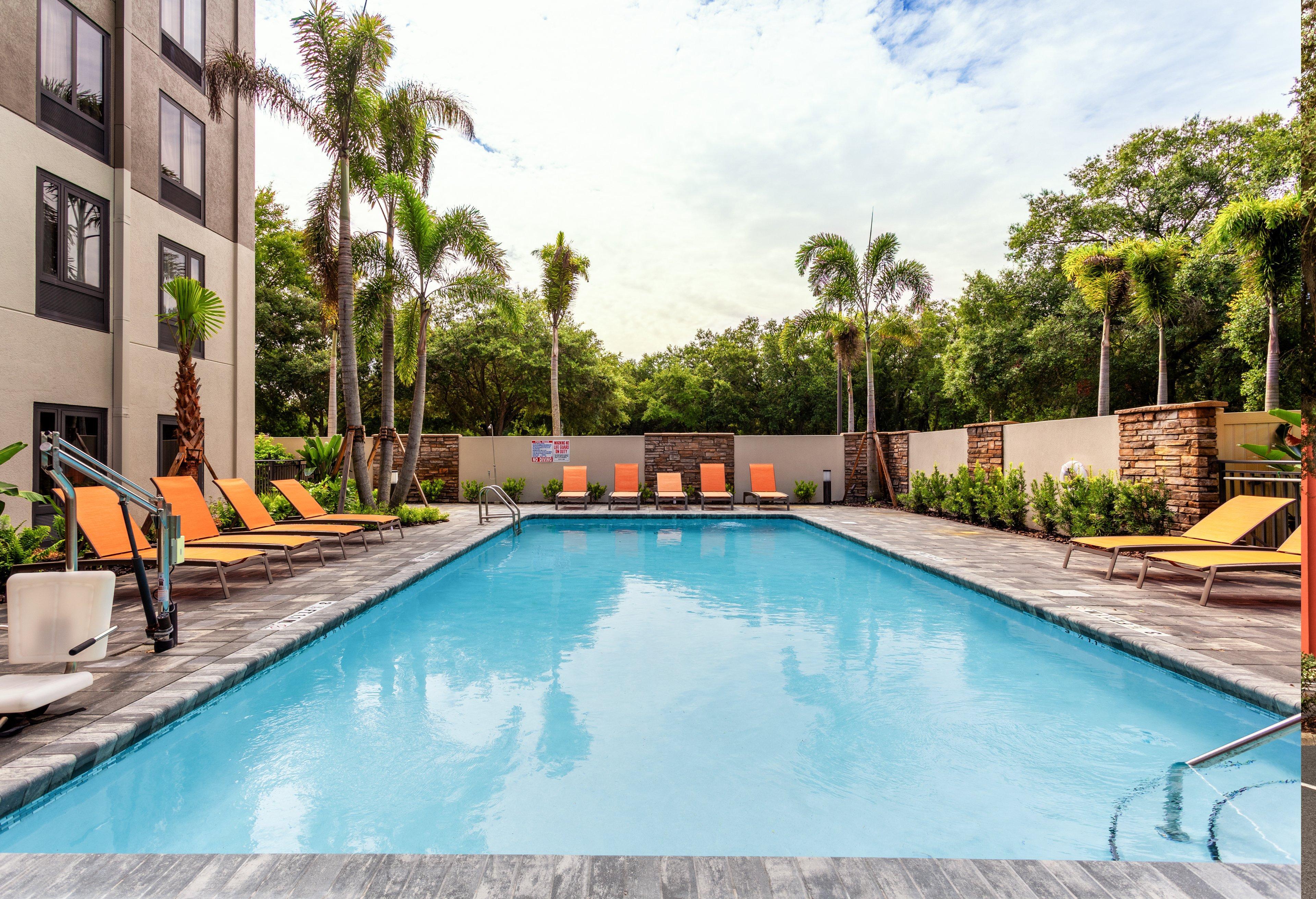 Holiday Inn Express Tampa-Brandon By Ihg מראה חיצוני תמונה